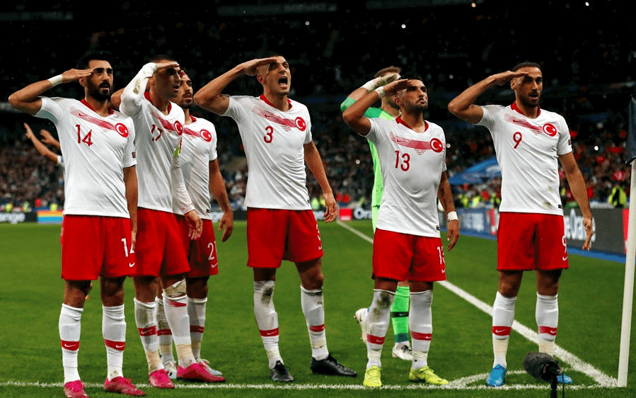 Sina Koloğlu: Fransız Rejisi Çapsızdı
