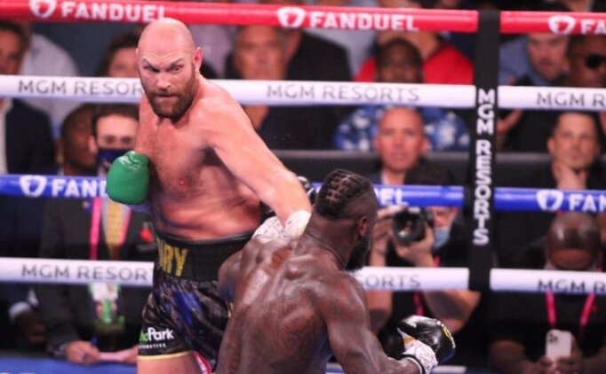 2 ufc 12.4.2022.jpg